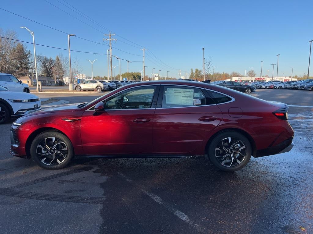 new 2024 Hyundai Sonata car, priced at $26,690