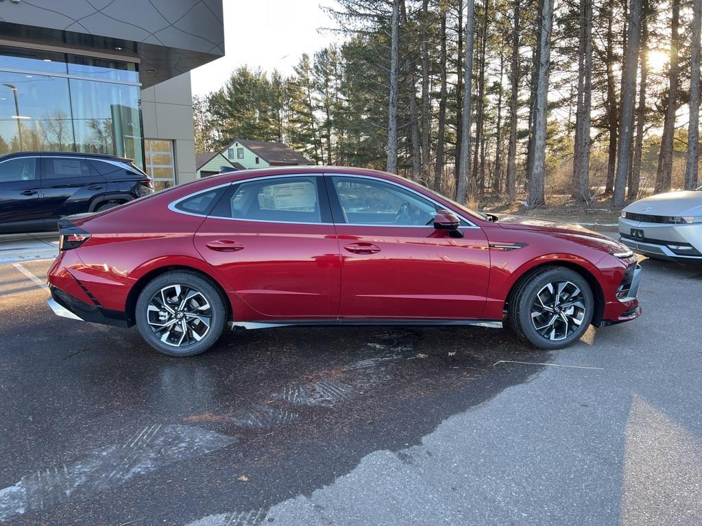 new 2024 Hyundai Sonata car, priced at $26,690