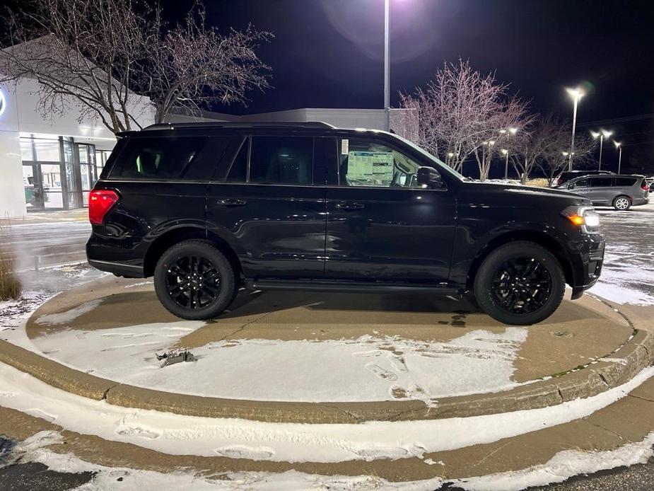 new 2024 Ford Expedition car, priced at $65,746