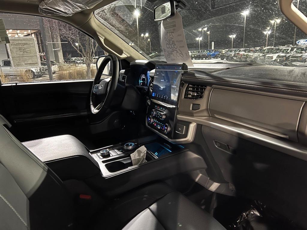 new 2024 Ford Expedition car, priced at $65,746