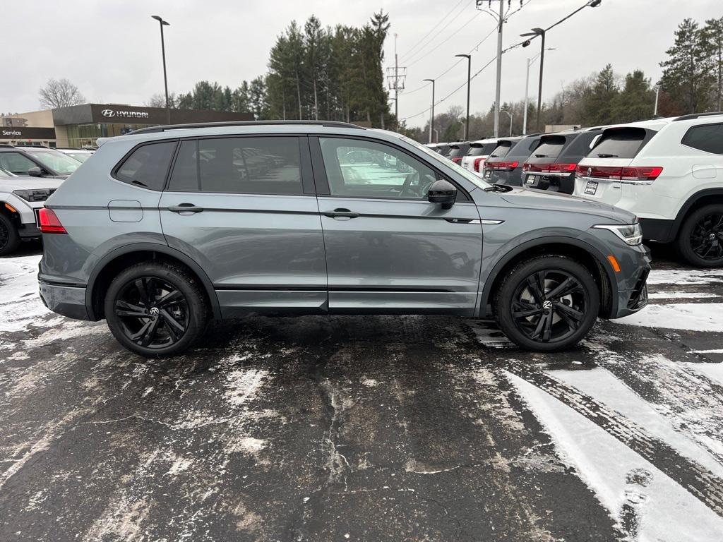 new 2024 Volkswagen Tiguan car, priced at $34,616