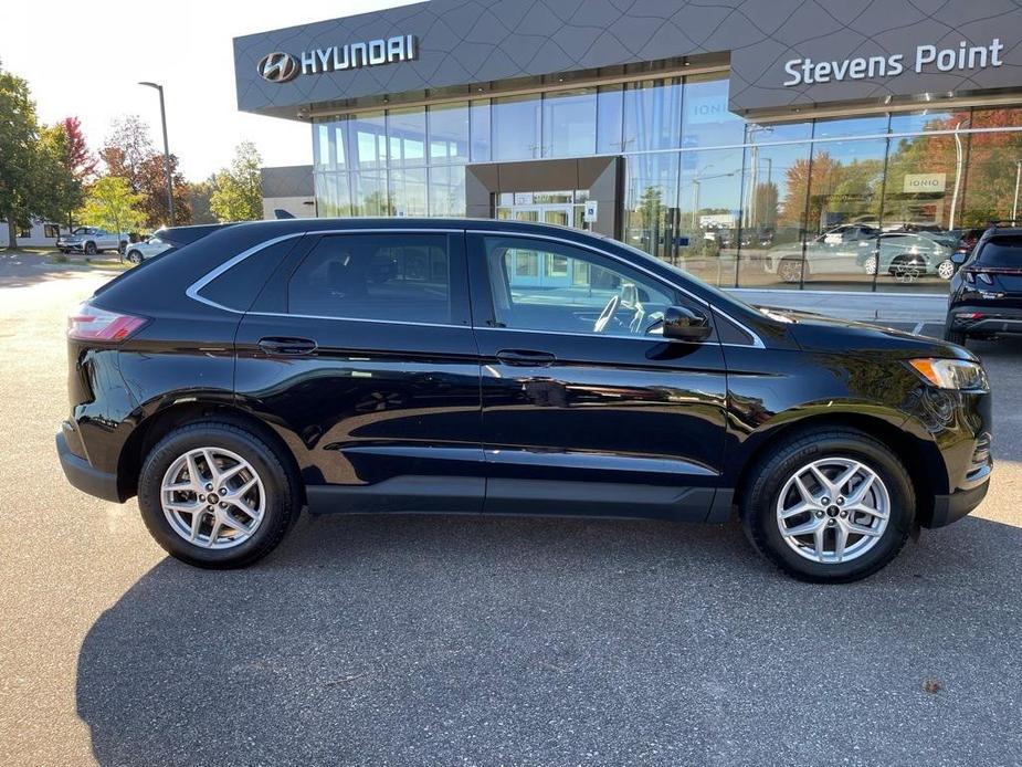 used 2024 Ford Edge car, priced at $29,888