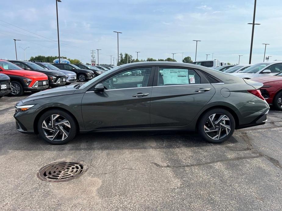 new 2025 Hyundai Elantra car, priced at $25,435