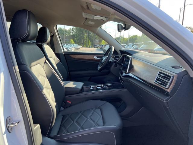 new 2024 Volkswagen Atlas car, priced at $41,886