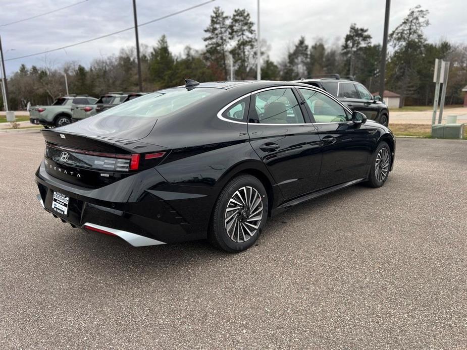 new 2025 Hyundai Sonata Hybrid car, priced at $36,780