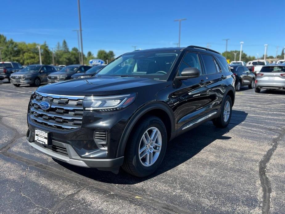 new 2025 Ford Explorer car, priced at $40,754