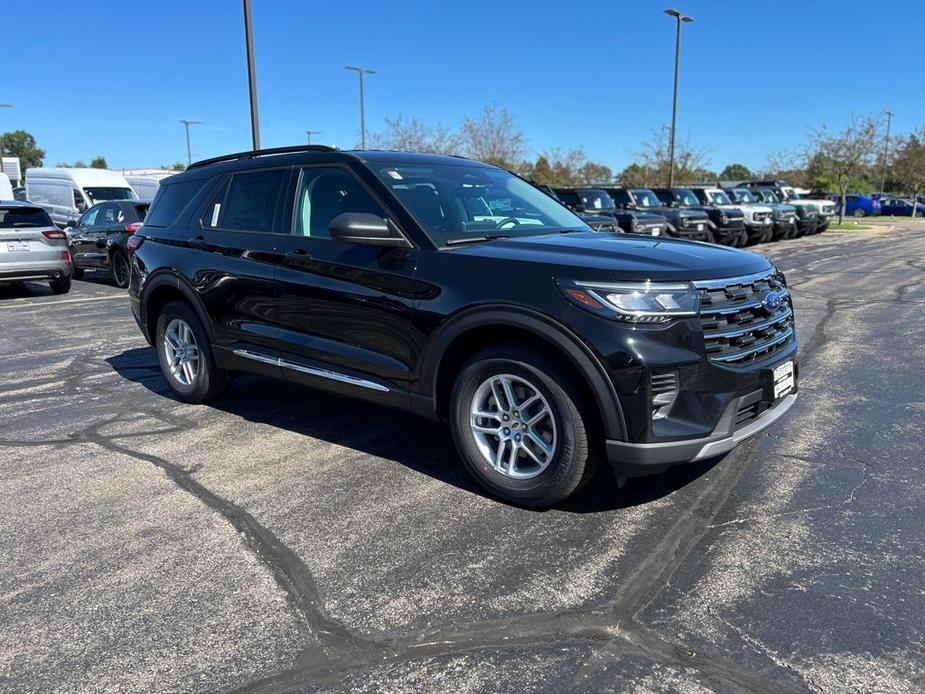 new 2025 Ford Explorer car, priced at $40,754