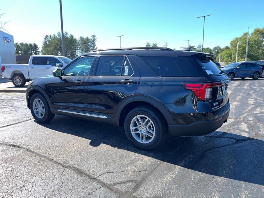 new 2025 Ford Explorer car, priced at $40,754