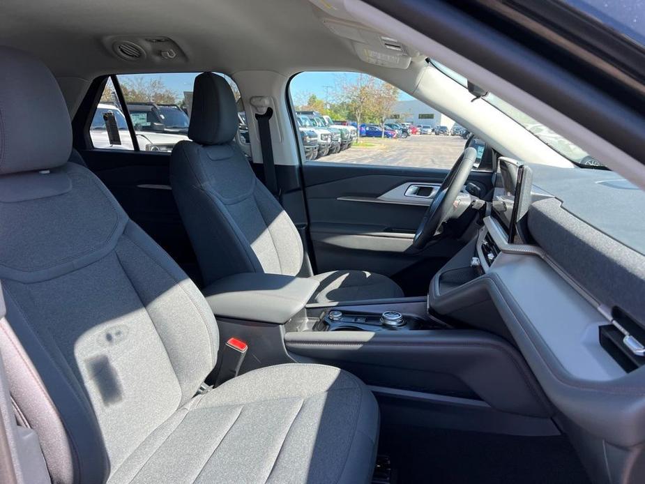 new 2025 Ford Explorer car, priced at $40,754