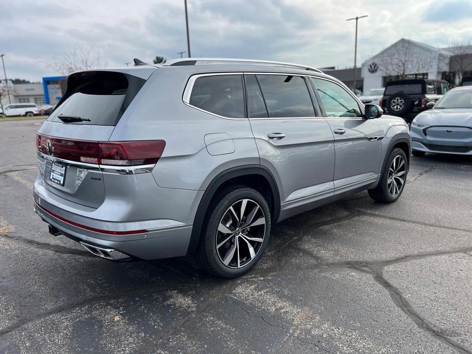 new 2025 Volkswagen Atlas car, priced at $52,041