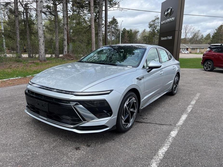 new 2024 Hyundai Sonata car, priced at $29,016