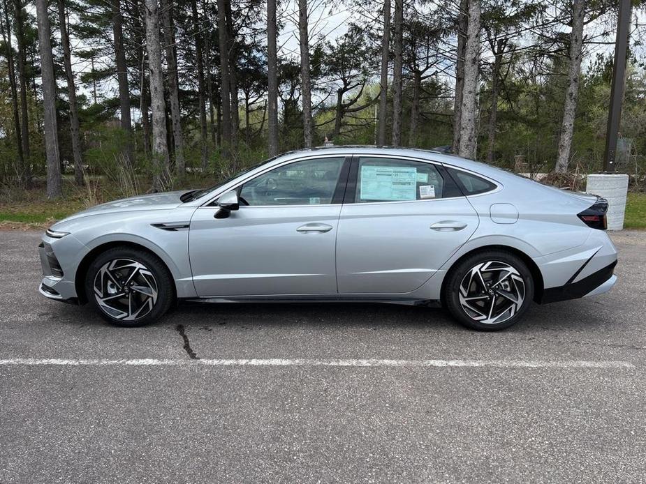 new 2024 Hyundai Sonata car, priced at $29,016