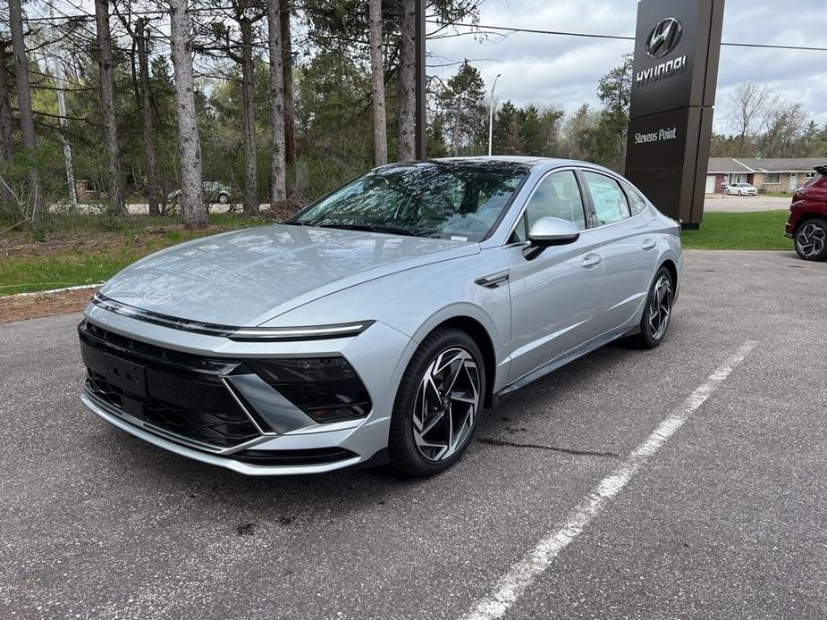 new 2024 Hyundai Sonata car, priced at $29,016