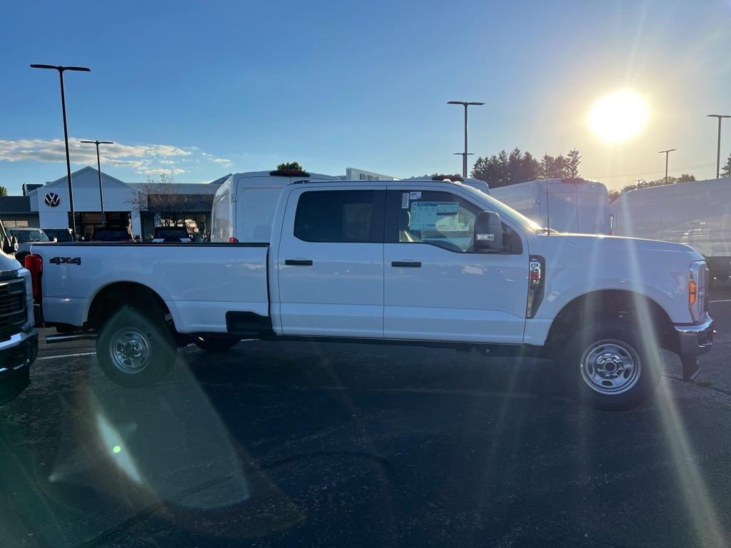 new 2024 Ford F-250 car, priced at $50,430