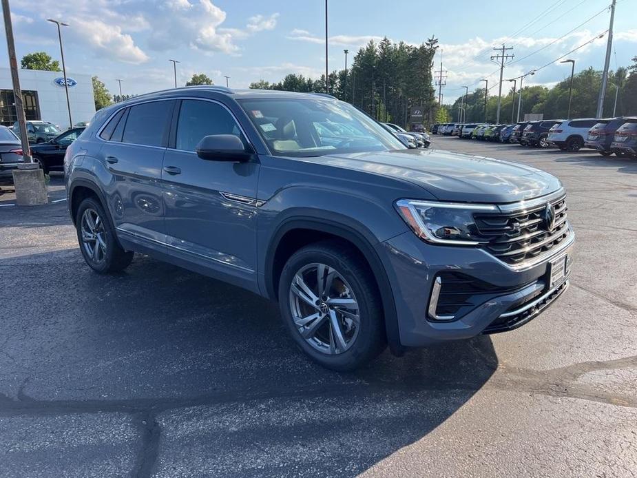 new 2024 Volkswagen Atlas Cross Sport car, priced at $46,821