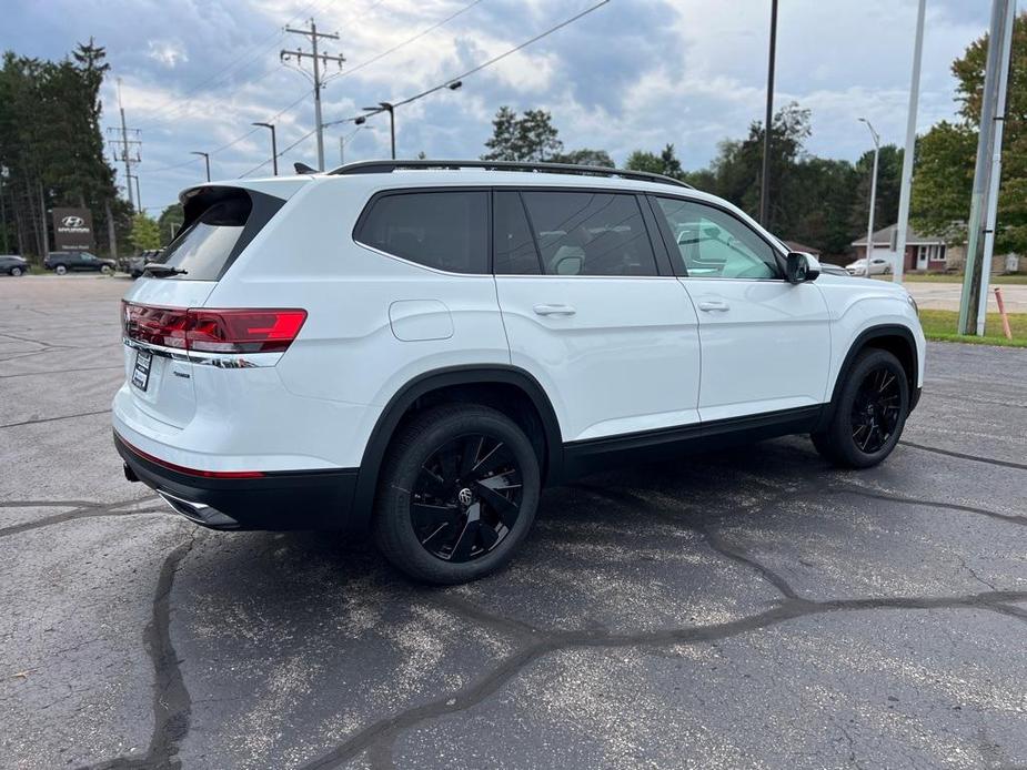 new 2024 Volkswagen Atlas car, priced at $41,310