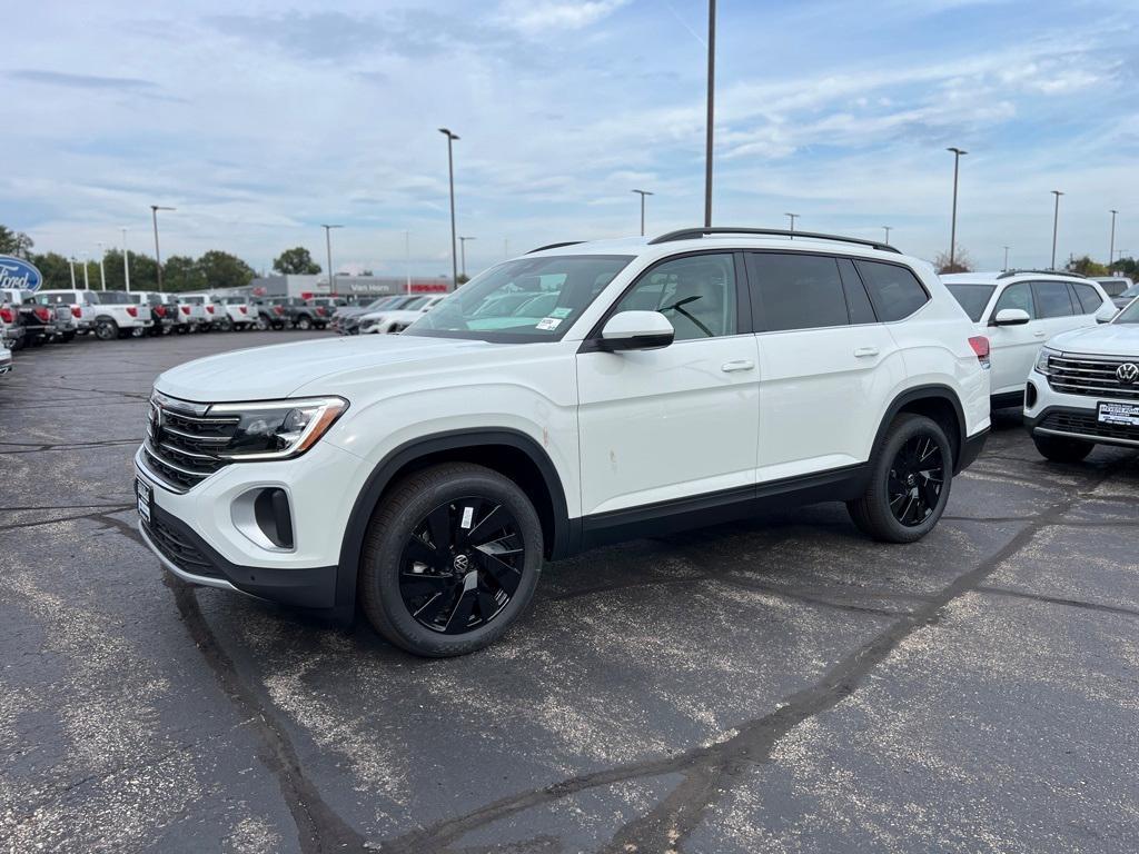 new 2024 Volkswagen Atlas car, priced at $41,310