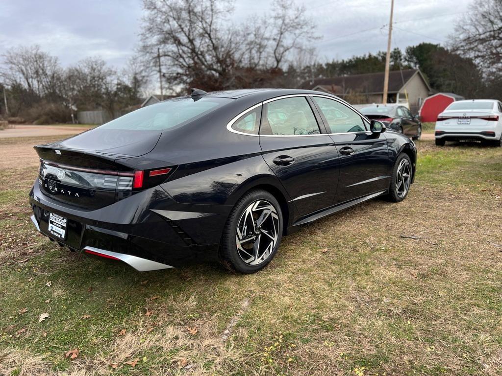 new 2025 Hyundai Sonata car, priced at $29,893