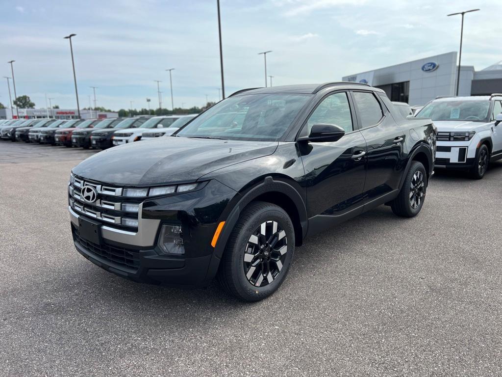 new 2025 Hyundai Santa Cruz car, priced at $32,781