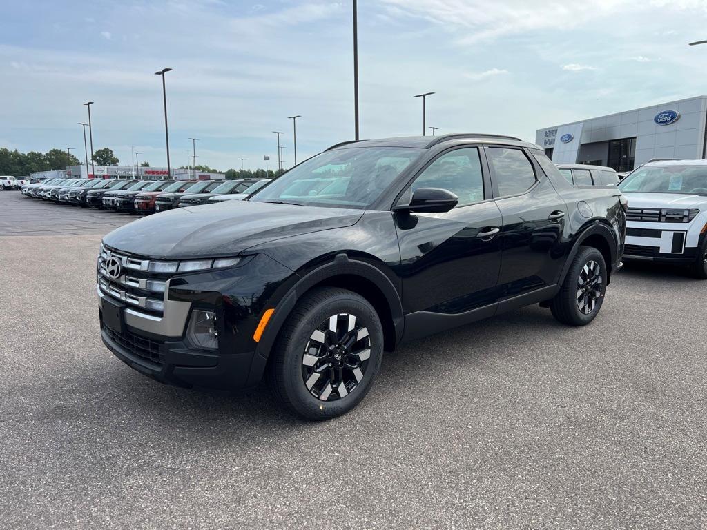 new 2025 Hyundai Santa Cruz car, priced at $32,781