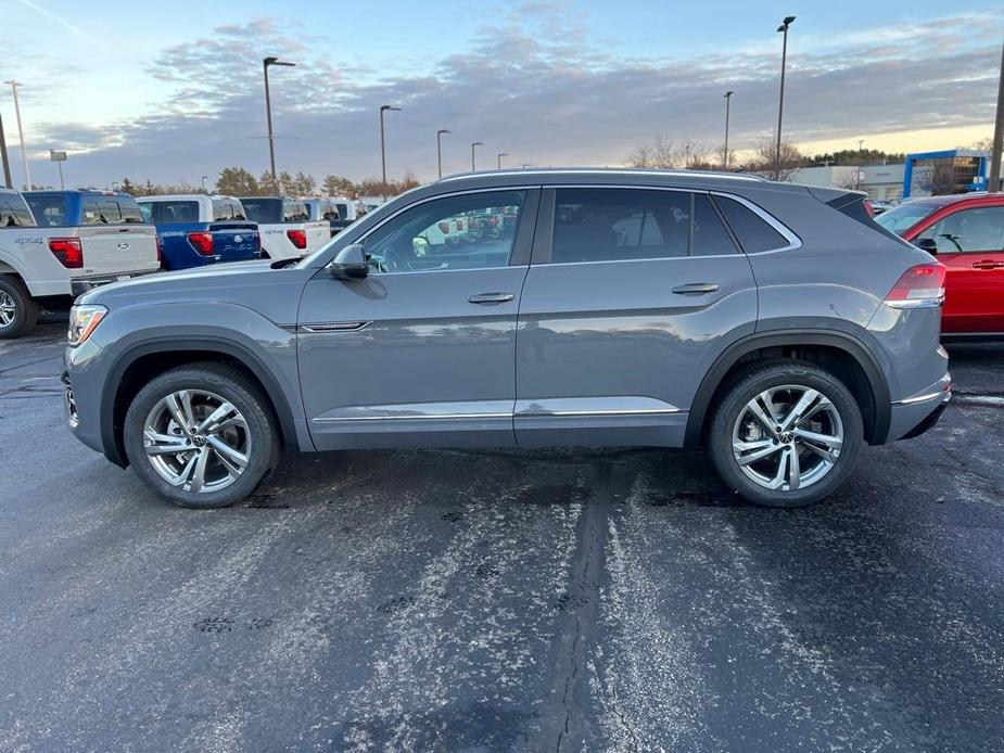 new 2024 Volkswagen Atlas Cross Sport car, priced at $47,066