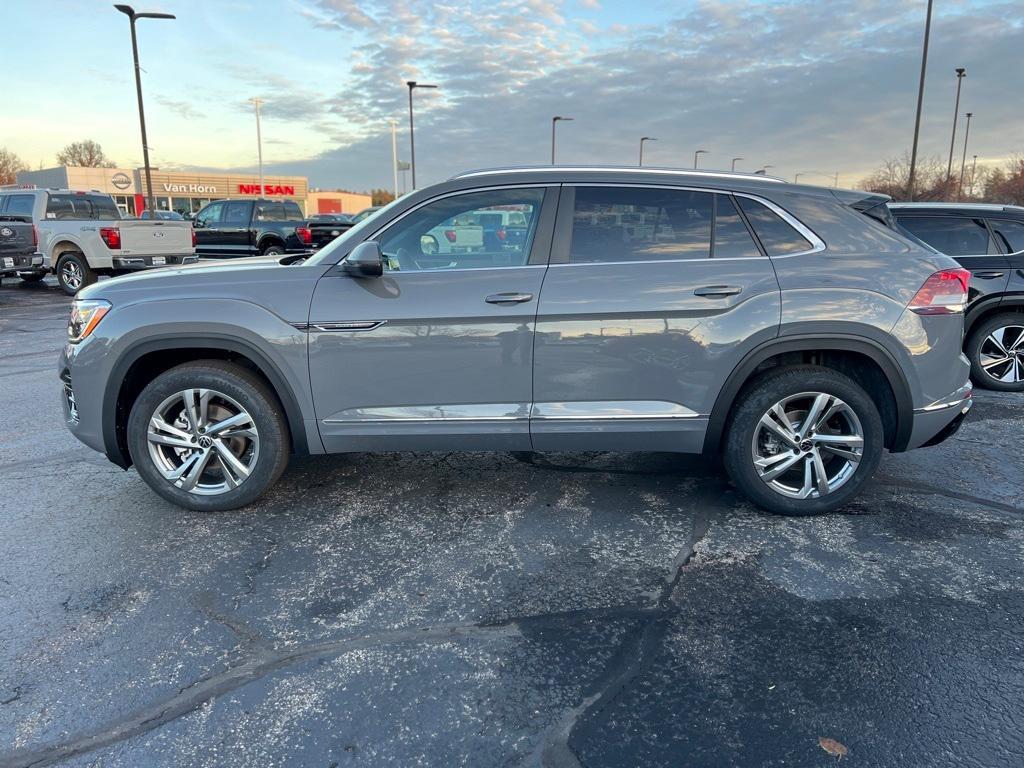 new 2024 Volkswagen Atlas Cross Sport car, priced at $47,066