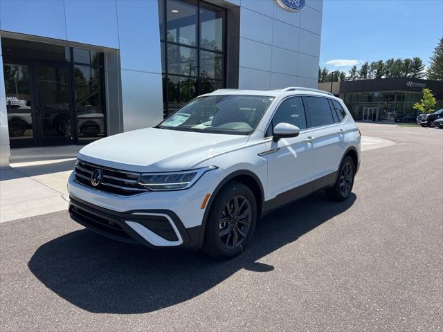 new 2024 Volkswagen Tiguan car, priced at $32,492