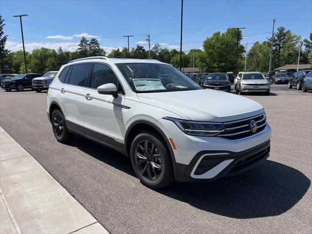 new 2024 Volkswagen Tiguan car, priced at $32,492