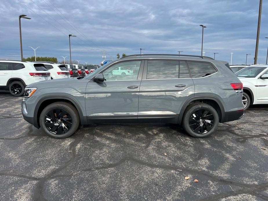 new 2025 Volkswagen Atlas car, priced at $44,778