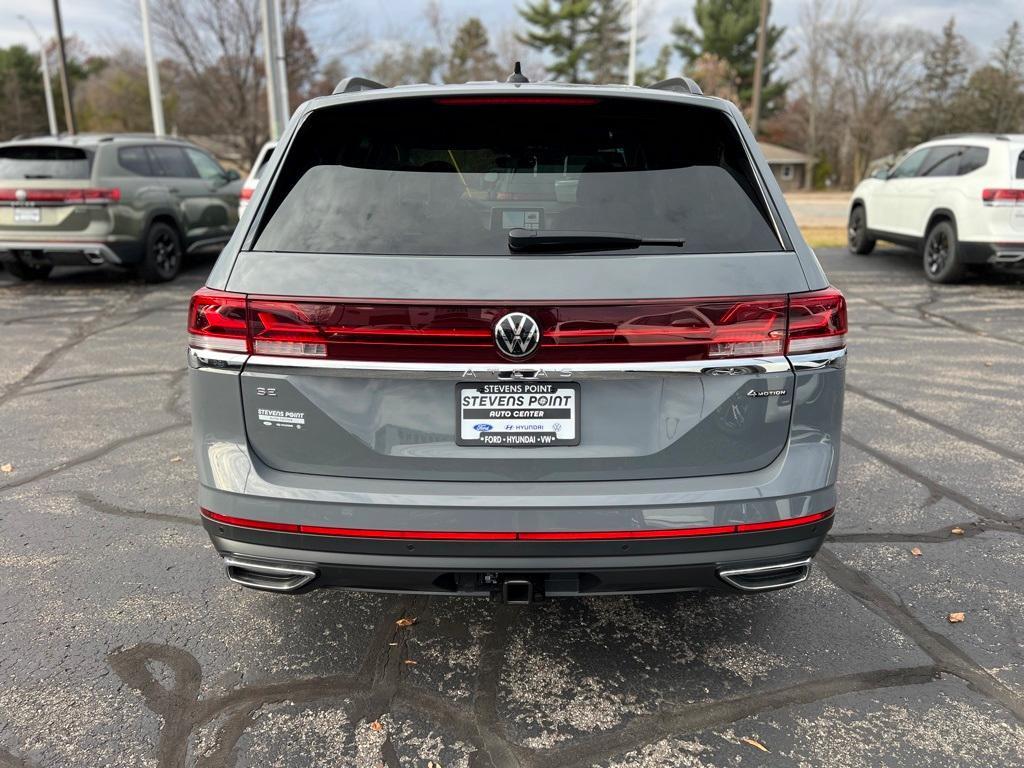 new 2025 Volkswagen Atlas car, priced at $44,778