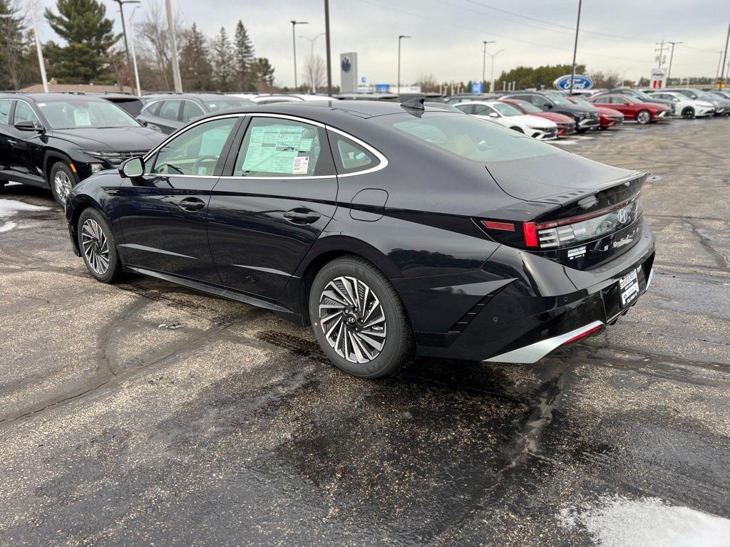 new 2025 Hyundai Sonata Hybrid car, priced at $36,814