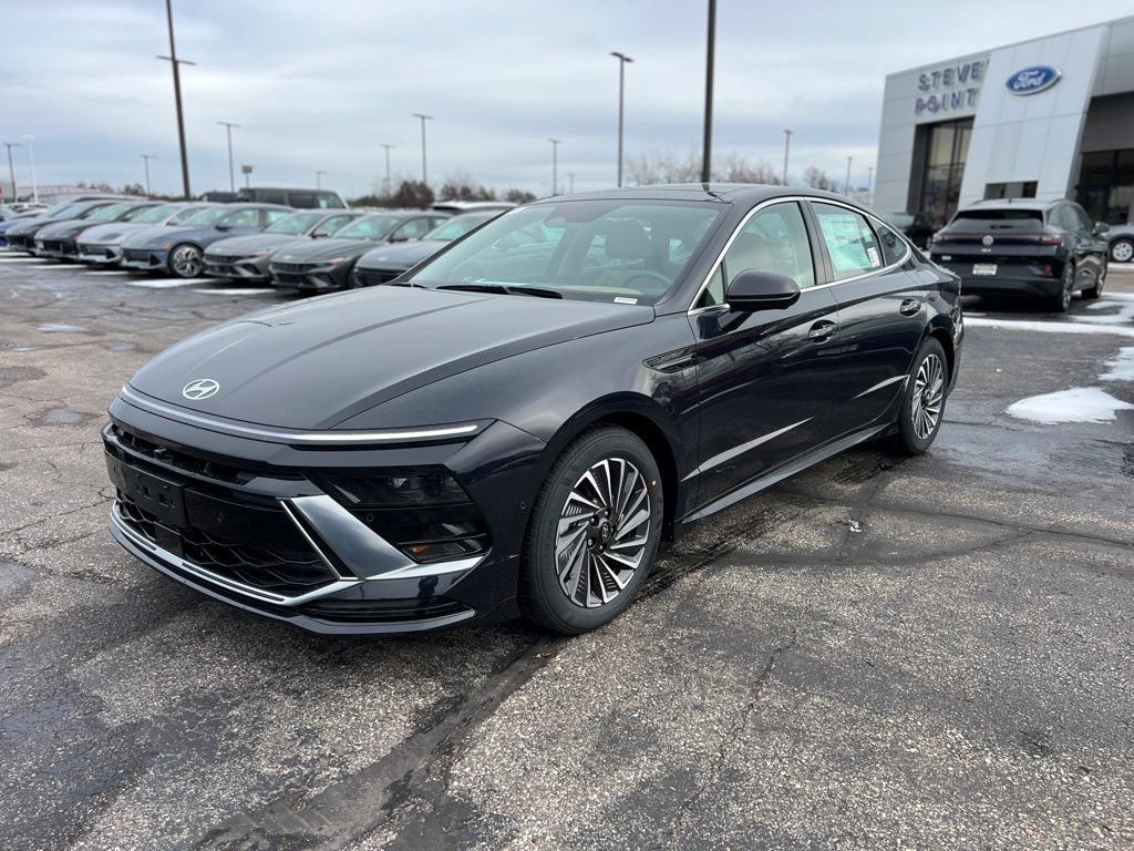 new 2025 Hyundai Sonata Hybrid car, priced at $36,814