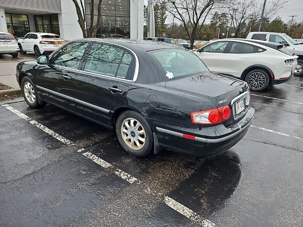 used 2005 Kia Amanti car, priced at $4,900