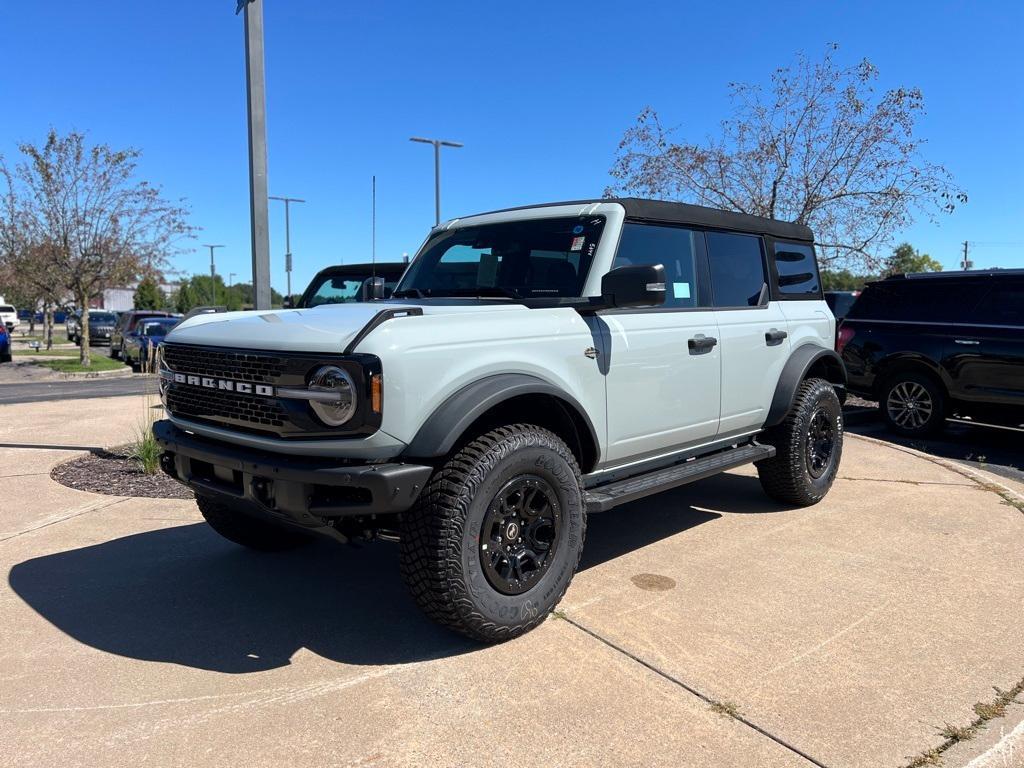 new 2024 Ford Bronco car, priced at $59,780