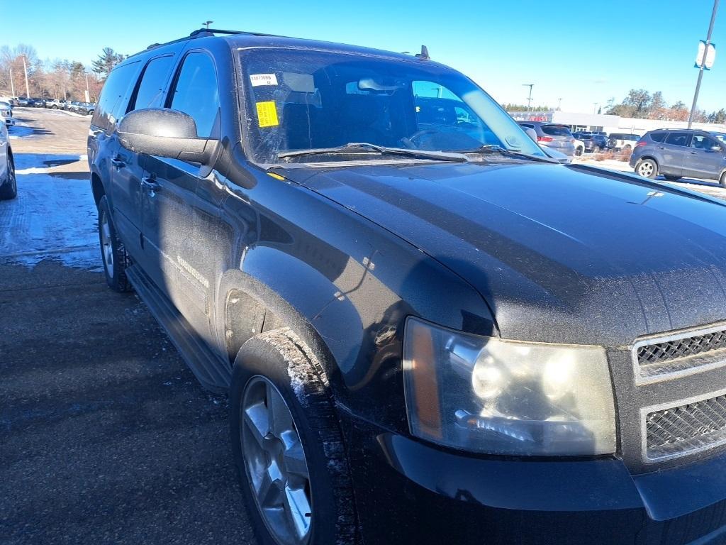 used 2009 Chevrolet Suburban car, priced at $8,495