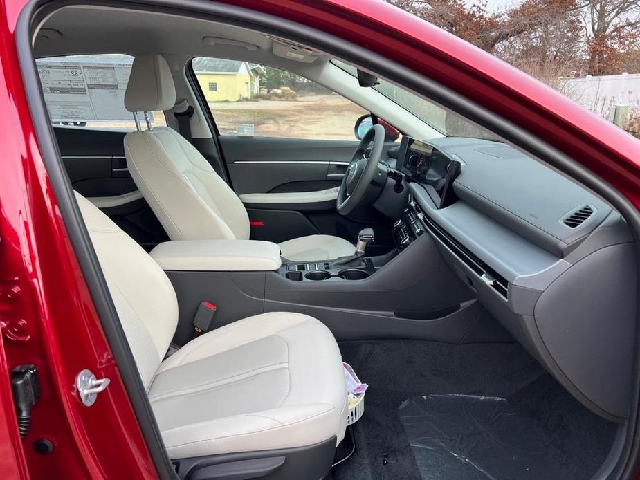 new 2025 Hyundai Sonata car, priced at $26,402