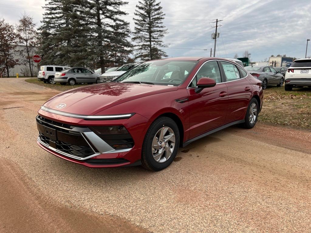 new 2025 Hyundai Sonata car, priced at $26,402