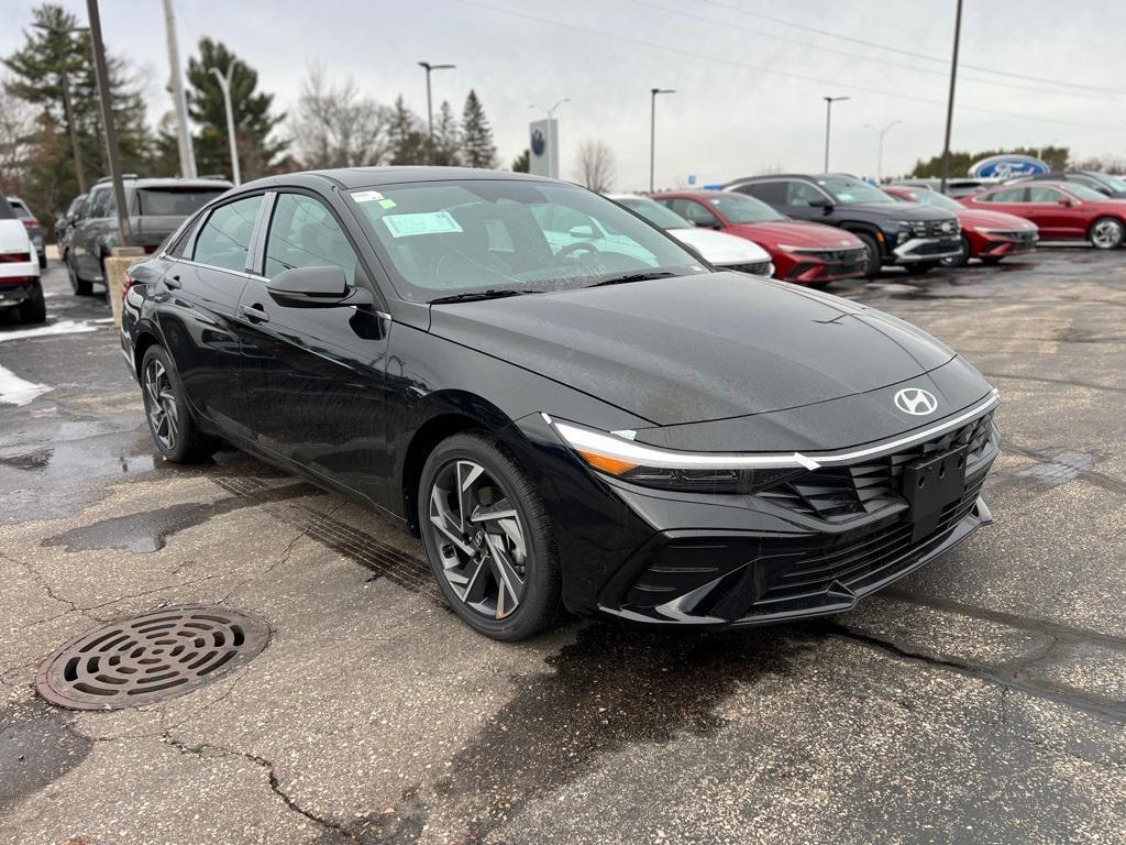 new 2025 Hyundai Elantra HEV car, priced at $29,058