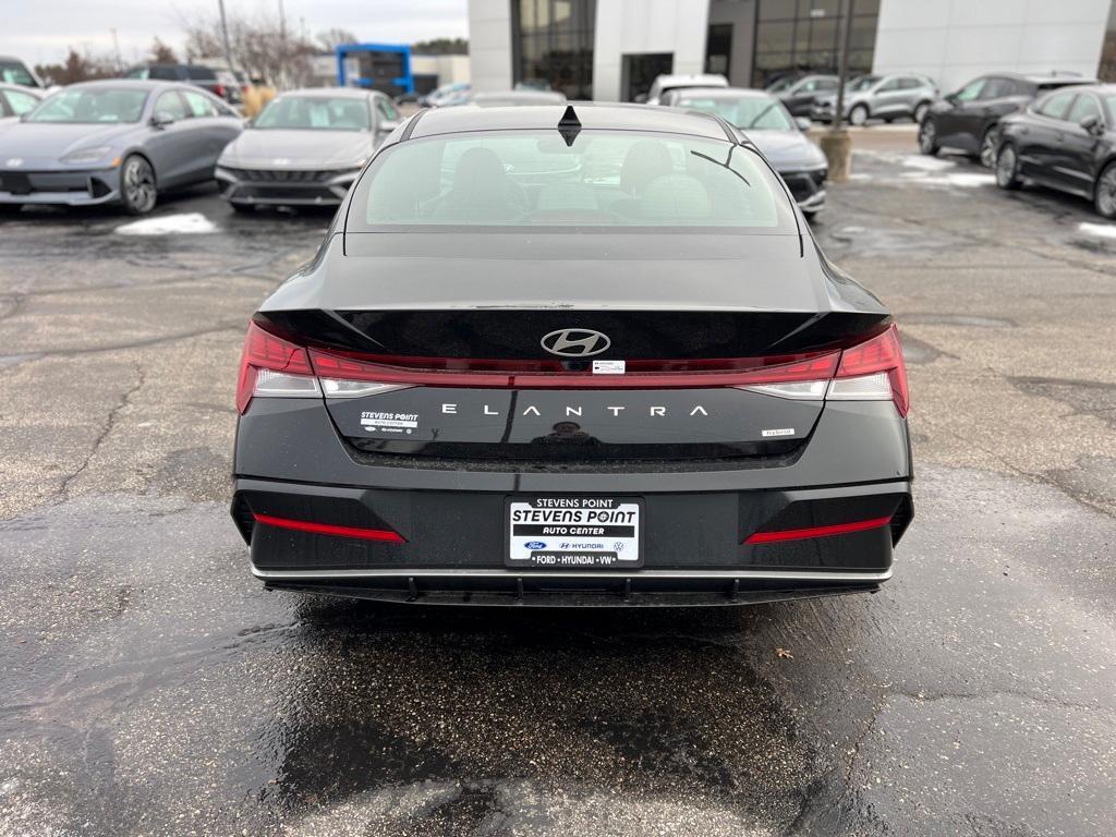 new 2025 Hyundai Elantra HEV car, priced at $29,058