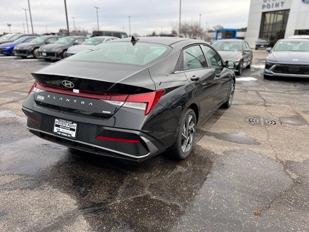 new 2025 Hyundai Elantra HEV car, priced at $29,058