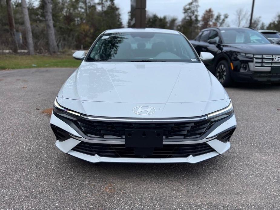 new 2025 Hyundai Elantra car, priced at $25,834