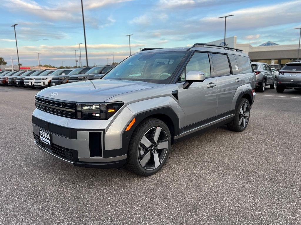 new 2025 Hyundai Santa Fe HEV car, priced at $45,815