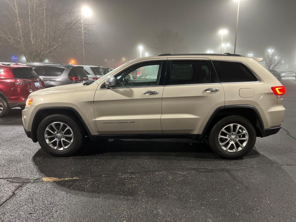 used 2015 Jeep Grand Cherokee car, priced at $13,999