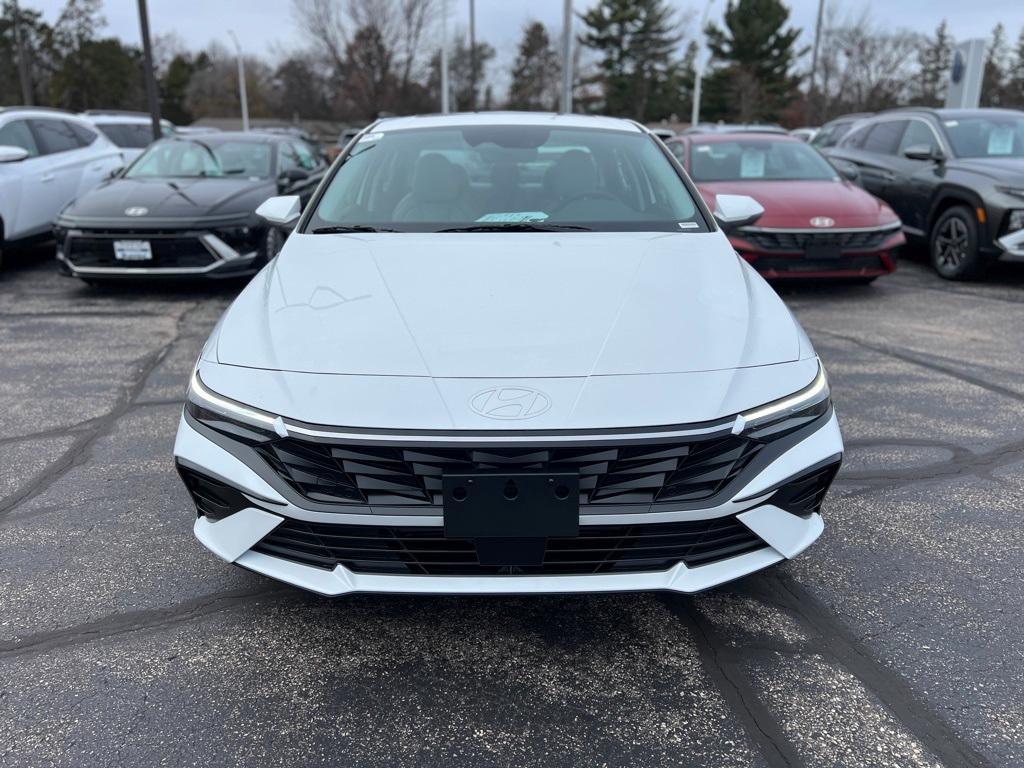 new 2025 Hyundai Elantra car, priced at $28,032