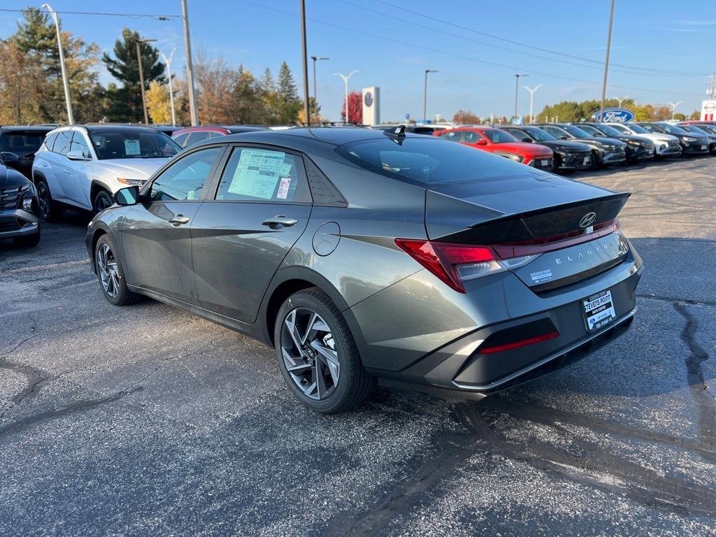 new 2025 Hyundai Elantra car, priced at $22,917