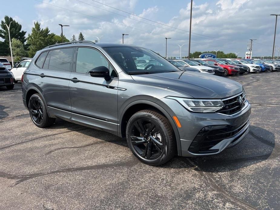 new 2024 Volkswagen Tiguan car, priced at $34,340