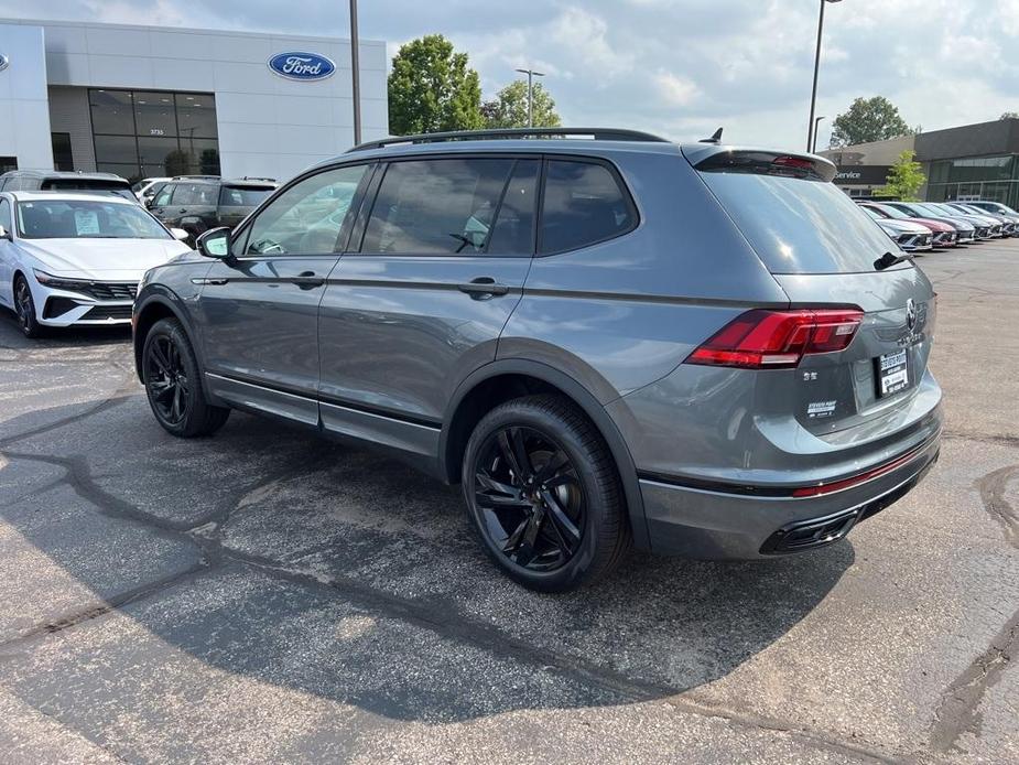 new 2024 Volkswagen Tiguan car, priced at $34,340