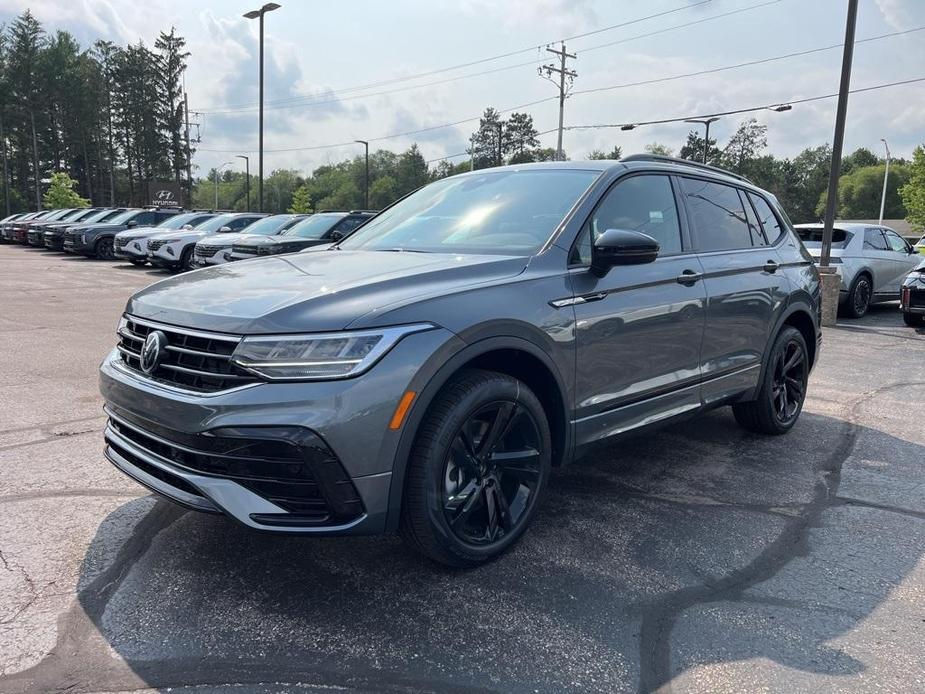 new 2024 Volkswagen Tiguan car, priced at $34,340