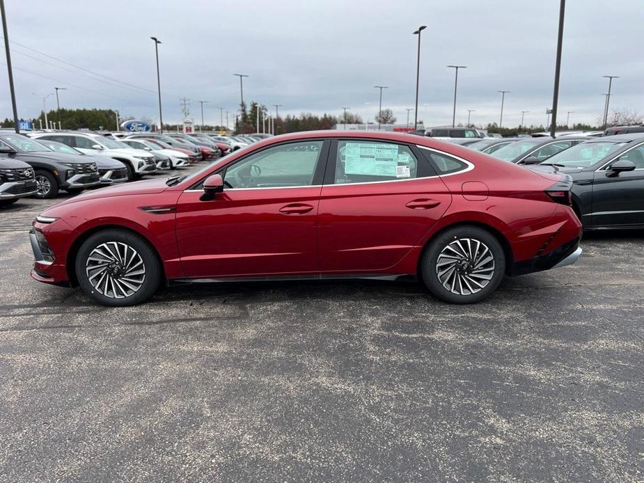 new 2025 Hyundai Sonata Hybrid car, priced at $30,809