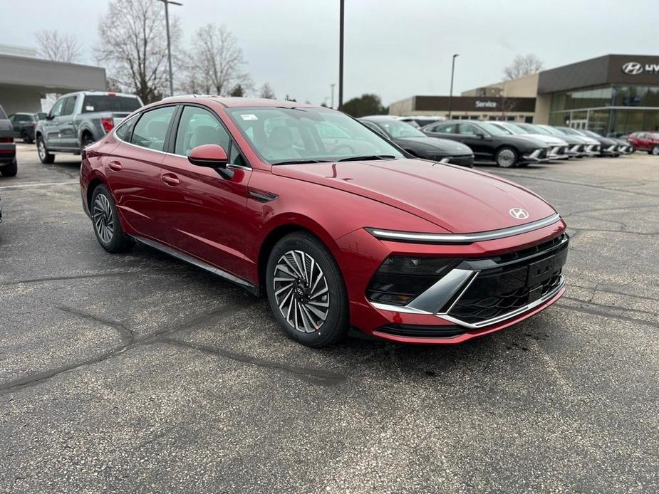 new 2025 Hyundai Sonata Hybrid car, priced at $30,809